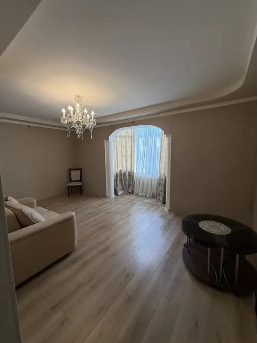 იყიდება, ბინა