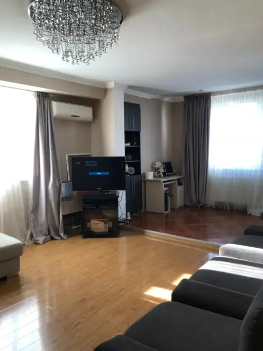 იყიდება, ბინა