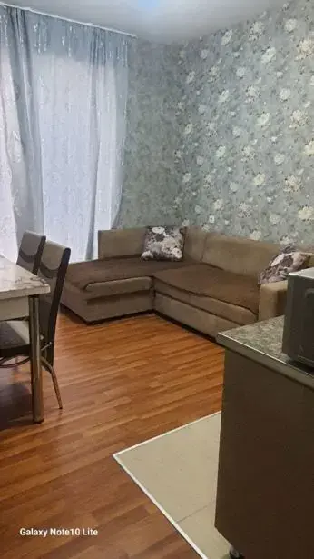 ქირავდება, ბინა