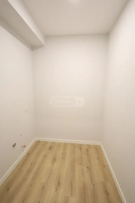 იყიდება, ბინა