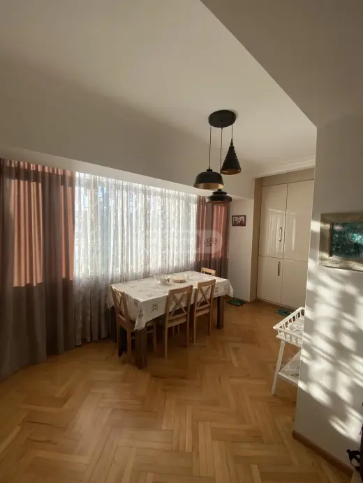 იყიდება, ბინა