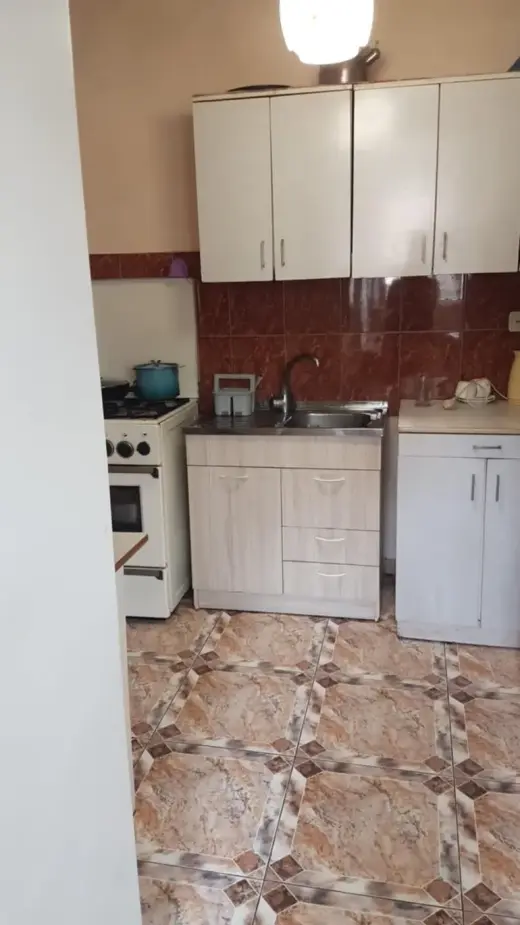 იყიდება, ბინა