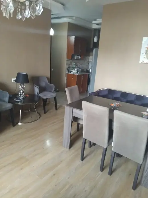 იყიდება, ბინა