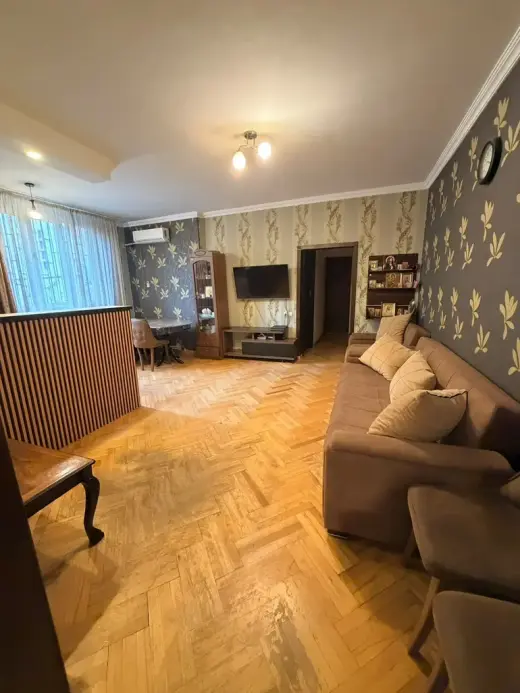 იყიდება, ბინა