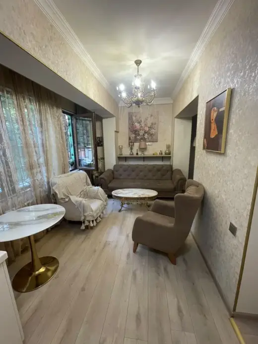 იყიდება, ბინა