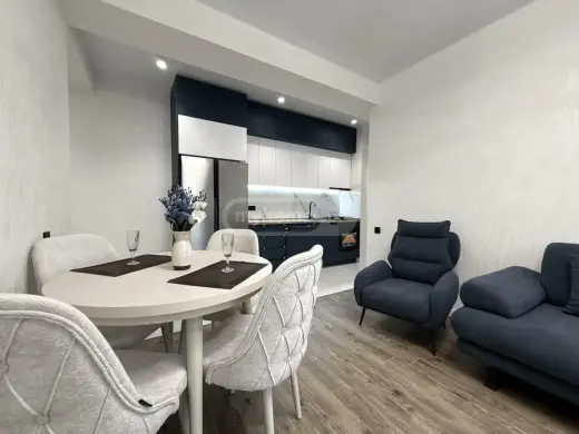 For Rent, Apartment