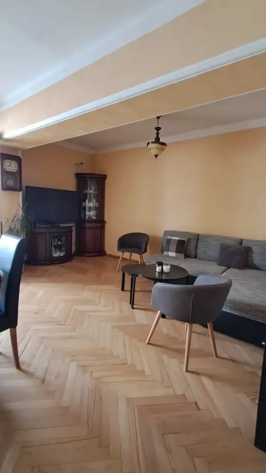 იყიდება, ბინა