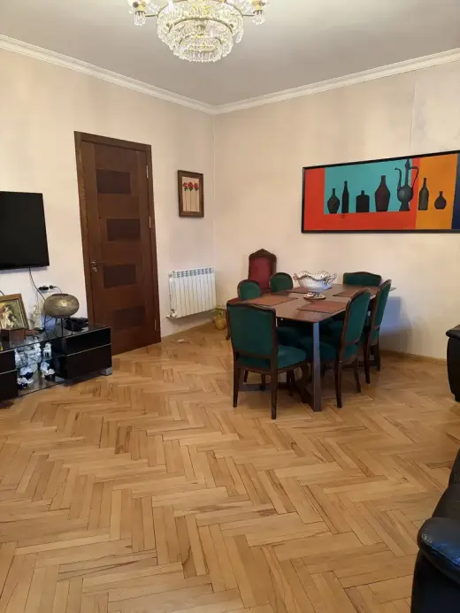 იყიდება, კერძო სახლი