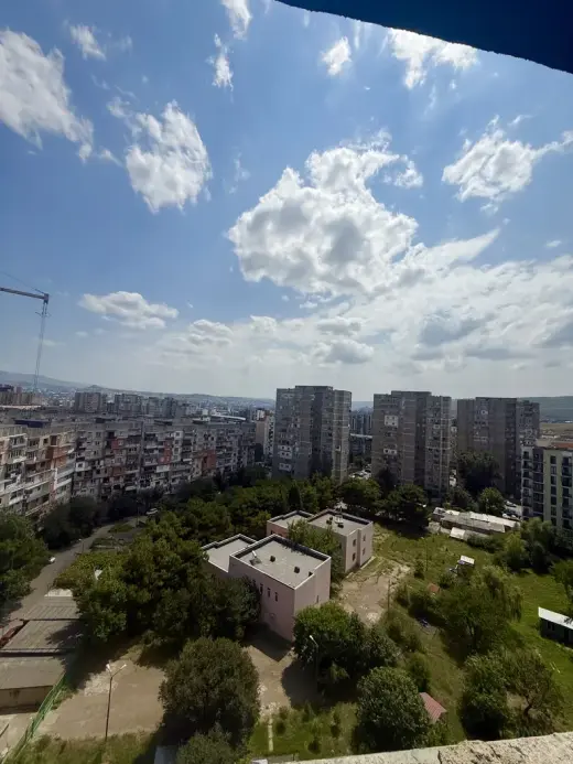 იყიდება, ბინა