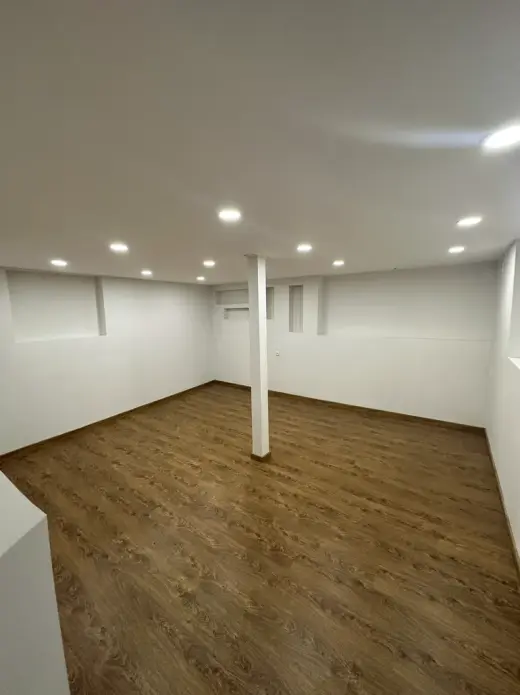 იყიდება, კომერციული ფართი