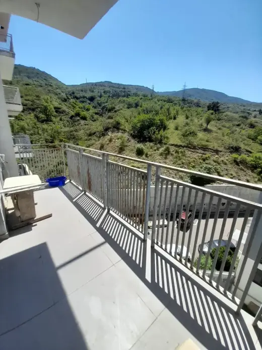 იყიდება, ბინა