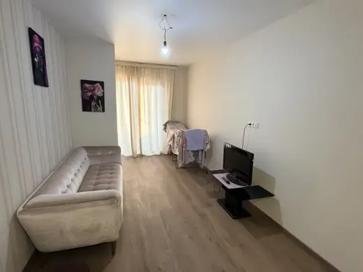 იყიდება, ბინა