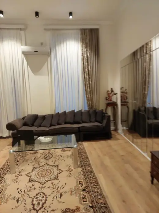 იყიდება, ბინა