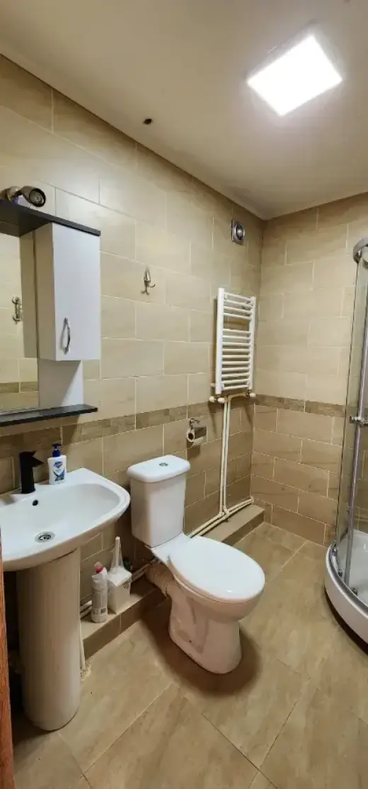 ქირავდება, ბინა