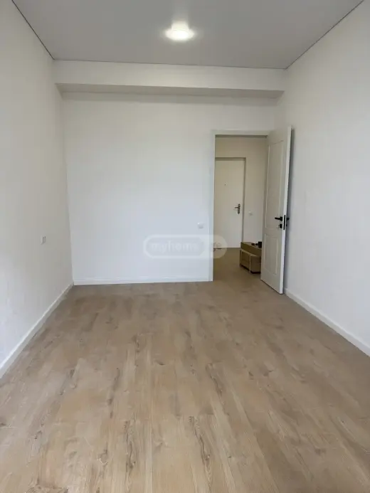 იყიდება, ბინა