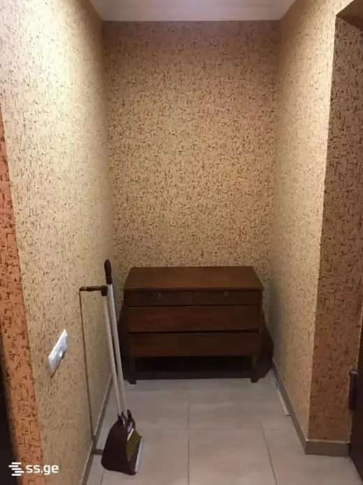 ქირავდება, ბინა