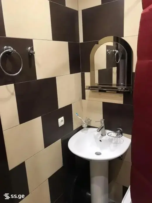 ქირავდება, ბინა