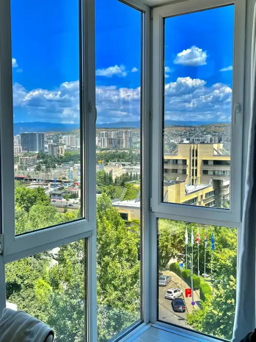 იყიდება, ბინა