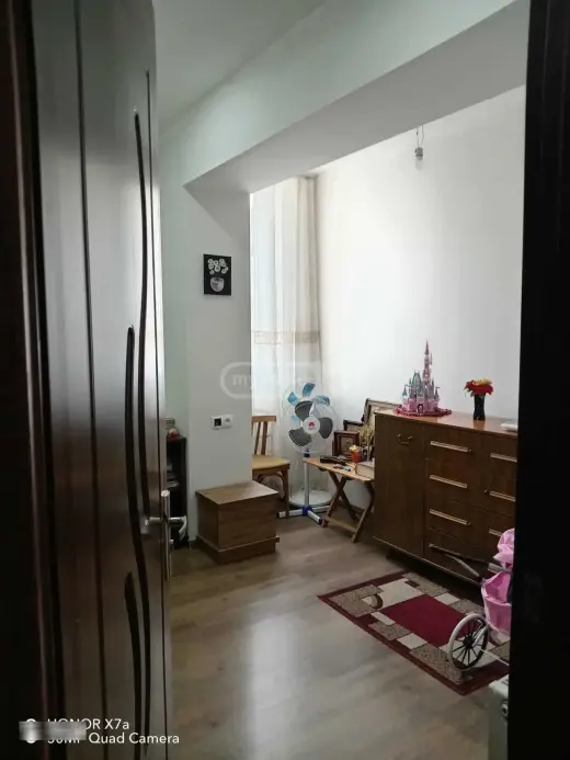 იყიდება, ბინა