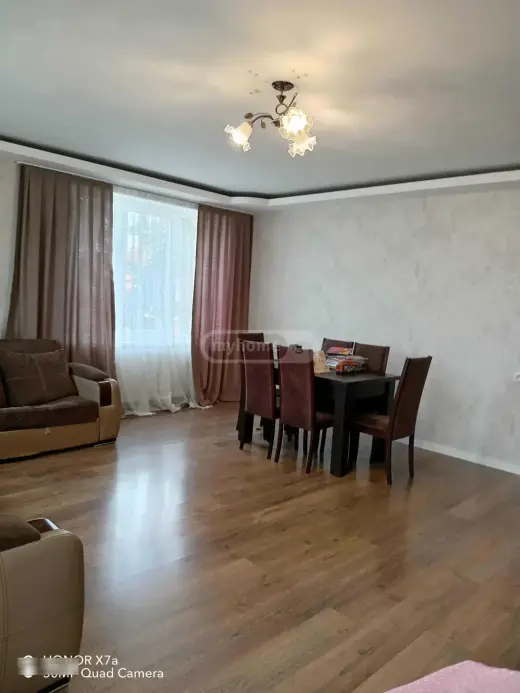 იყიდება, ბინა