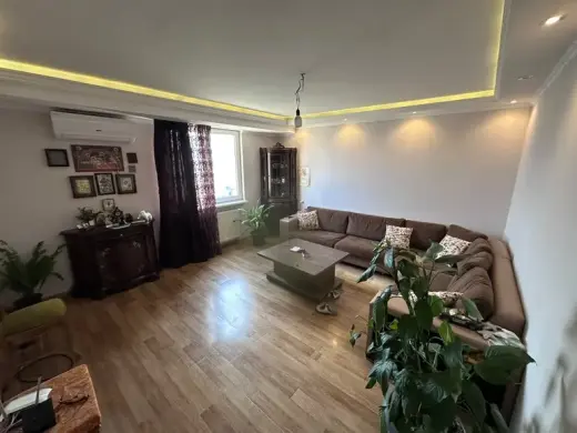 იყიდება, ბინა