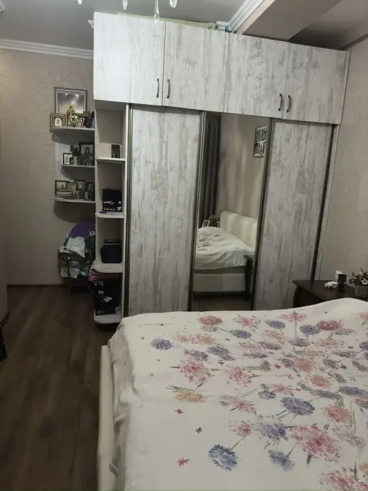 იყიდება, ბინა