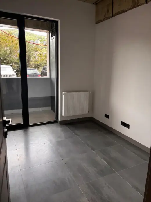 ქირავდება, კომერციული ფართი