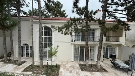 იყიდება, კერძო სახლი