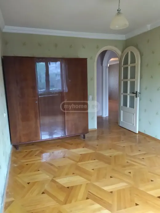 იყიდება, ბინა