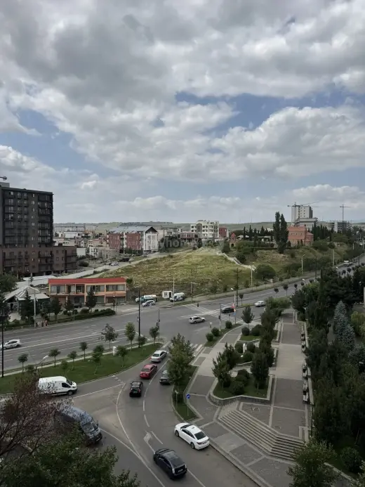 იყიდება, ბინა