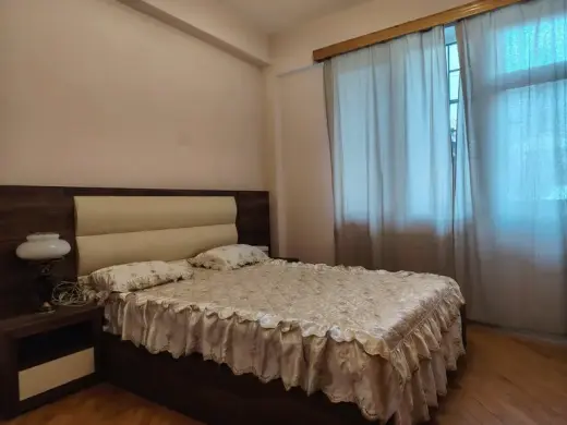 ქირავდება, ბინა