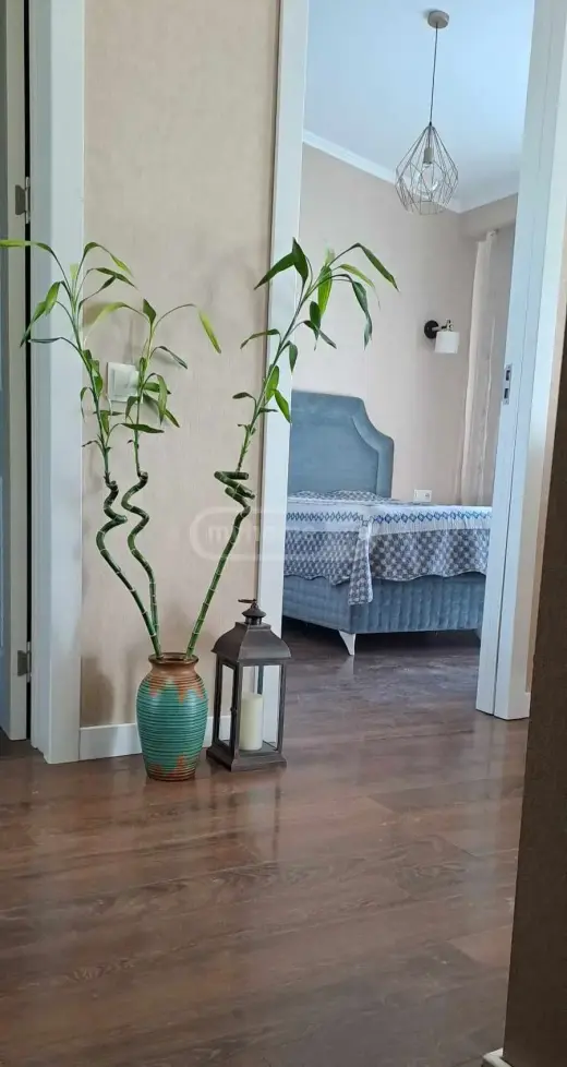 იყიდება, ბინა