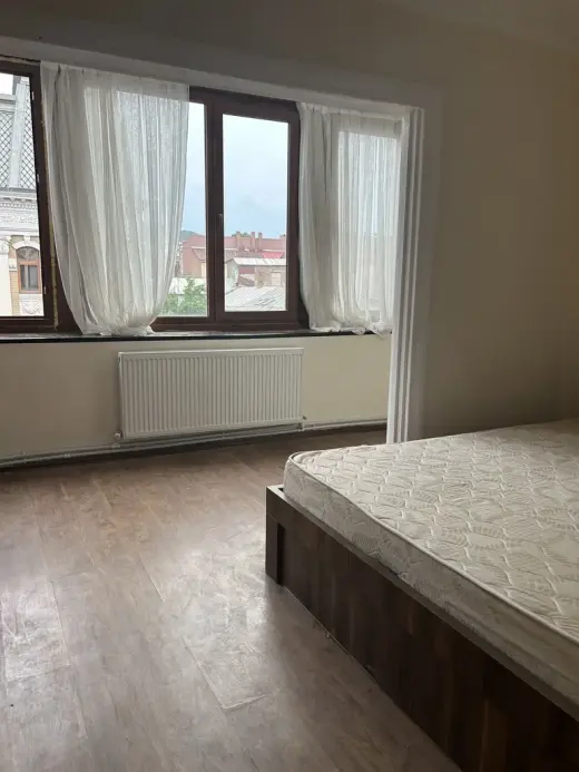 ქირავდება, ბინა