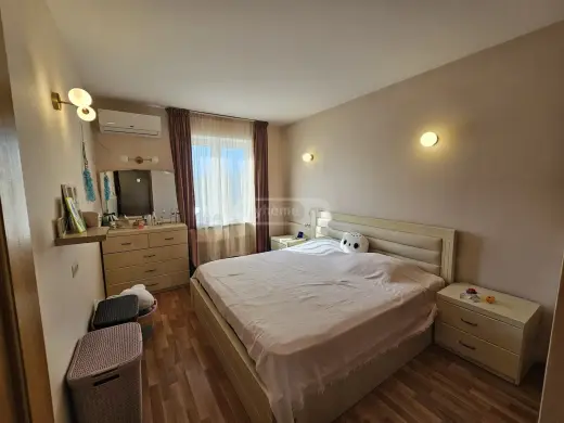 იყიდება, ბინა