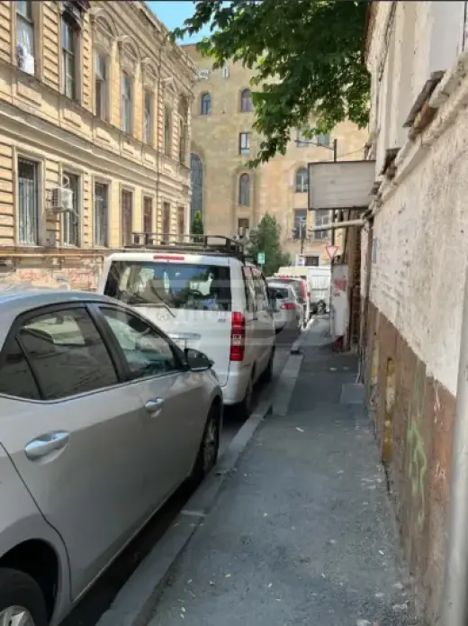 იყიდება, ბინა