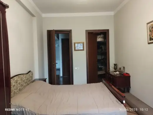 იყიდება, ბინა