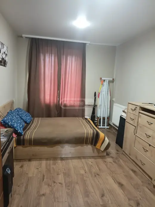 იყიდება, ბინა