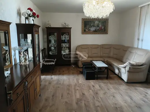 იყიდება, ბინა